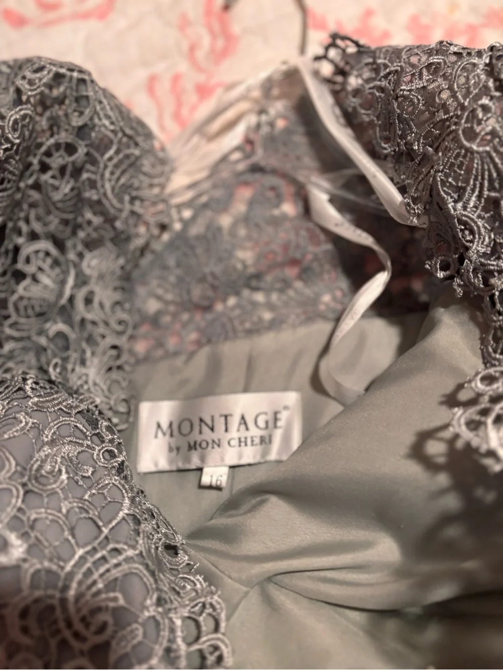 Moncler maxi scalloped